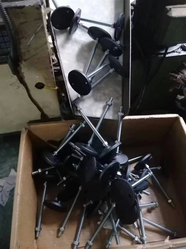 M12 Nylon base levelers